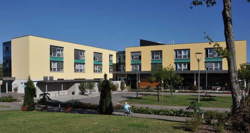Neubau Pflegeheim und Zentralküche, Göppingen-Bartenbach